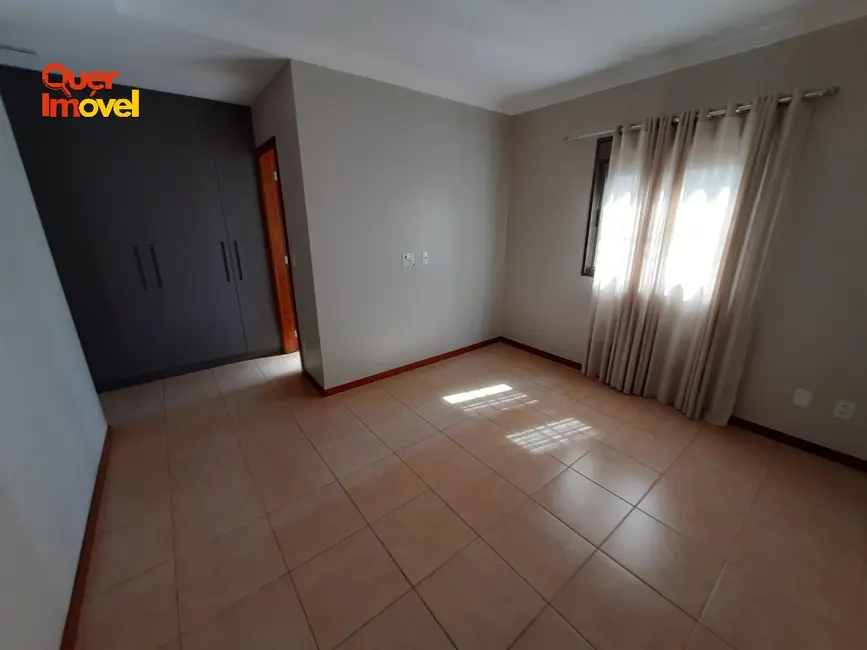 Apartamento com 3 quartos à venda, 155m2 em Jardim Irajá, Ribeirao Preto - SP - imagem 2 Foto 2 de Apartamento com 3 quartos à venda, 155m2 em Jardim Irajá, Ribeirao Preto - SP