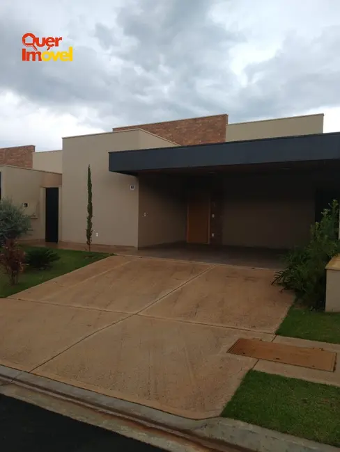 Foto 1 de Casa de Condomínio com 3 quartos à venda, 156m2 em Cravinhos - SP