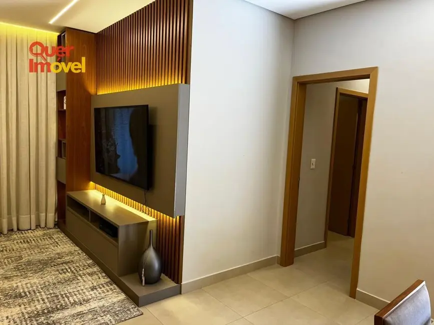 Casa de Condomínio com 3 quartos à venda, 158m2 em Centro, Cravinhos - SP - imagem 3 Foto 3 de Casa de Condomínio com 3 quartos à venda, 158m2 em Centro, Cravinhos - SP