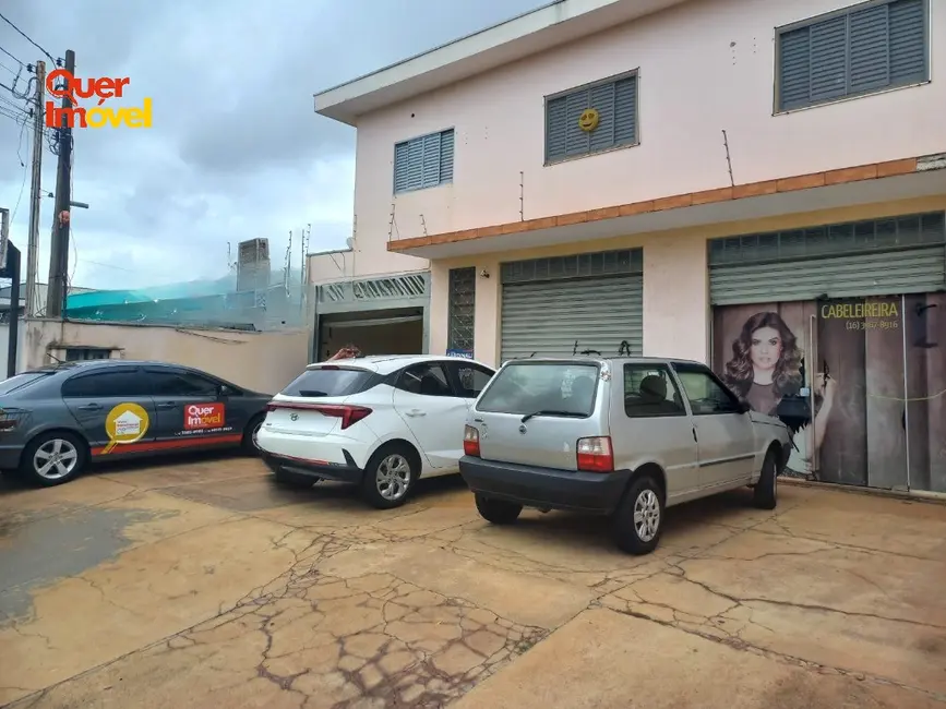 Casa com 4 quartos à venda, 242m2 em Residencial e Comercial Palmares, Ribeirao Preto - SP - imagem 1 Foto 1 de Casa com 4 quartos à venda, 242m2 em Residencial e Comercial Palmares, Ribeirao Preto - SP