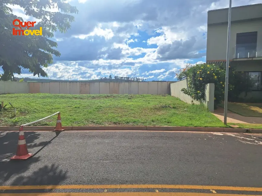 Foto 1 de Terreno / Lote à venda, 369m2 em Ribeirao Preto - SP