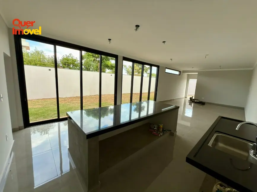 Foto 9 de Casa de Condomínio com 2 quartos à venda, 173m2 em Cravinhos - SP