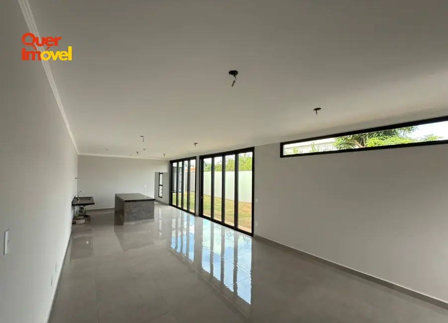 Foto 7 de Casa de Condomínio com 2 quartos à venda, 173m2 em Cravinhos - SP