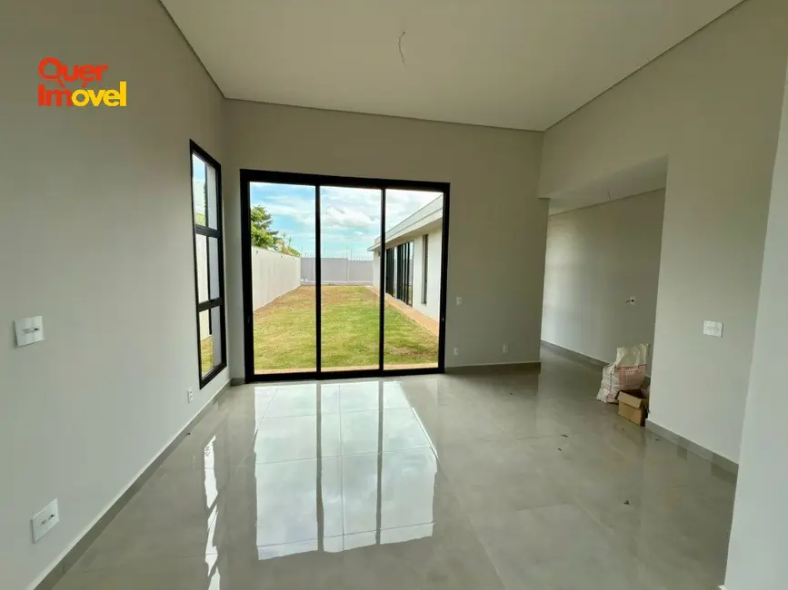 Foto 5 de Casa de Condomínio com 2 quartos à venda, 173m2 em Cravinhos - SP