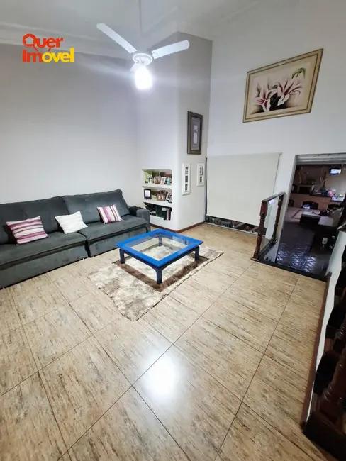 Foto 9 de Casa com 3 quartos à venda, 250m2 em Jardim São Luiz, Ribeirao Preto - SP