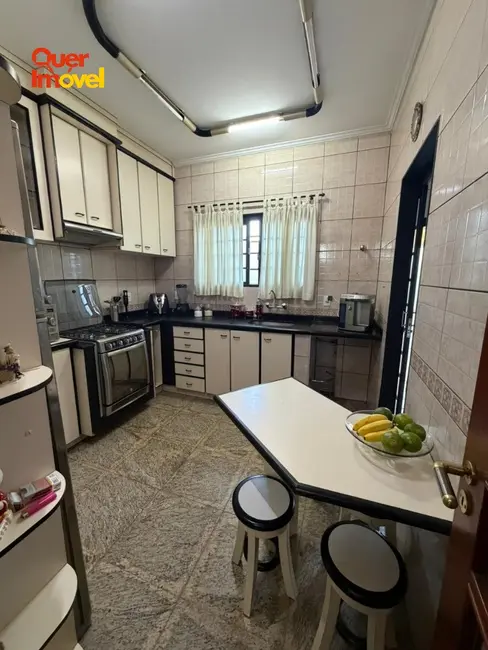 Casa com 3 quartos à venda, 260m2 em Parque Residencial Lagoinha, Ribeirao Preto - SP - imagem 9 Foto 9 de Casa com 3 quartos à venda, 260m2 em Parque Residencial Lagoinha, Ribeirao Preto - SP