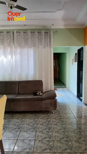 Foto 3 de Casa com 5 quartos à venda, 131m2 em Jardim Porto Seguro, Ribeirao Preto - SP