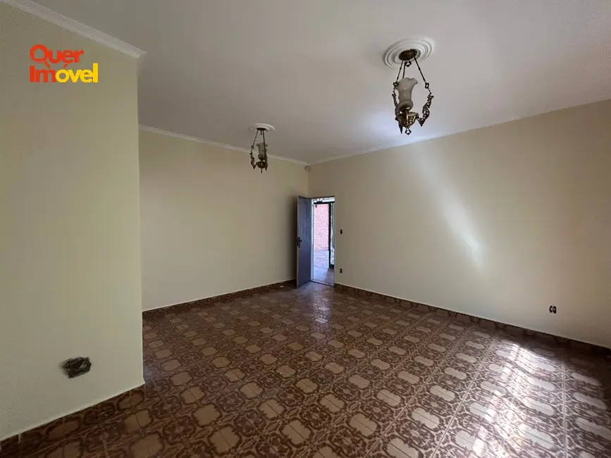 Casa com 3 quartos à venda, 226m2 em Vila Monte Alegre, Ribeirao Preto - SP - imagem 4 Foto 4 de Casa com 3 quartos à venda, 226m2 em Vila Monte Alegre, Ribeirao Preto - SP