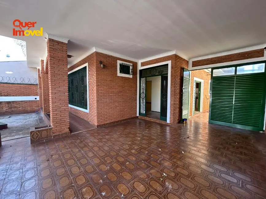 Casa com 3 quartos à venda, 226m2 em Vila Monte Alegre, Ribeirao Preto - SP - imagem 2 Foto 2 de Casa com 3 quartos à venda, 226m2 em Vila Monte Alegre, Ribeirao Preto - SP