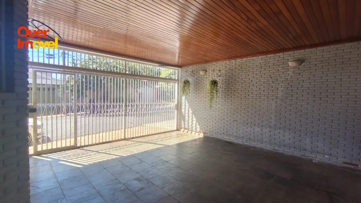Foto 1 de Casa com 3 quartos à venda, 250m2 em Independência, Ribeirao Preto - SP