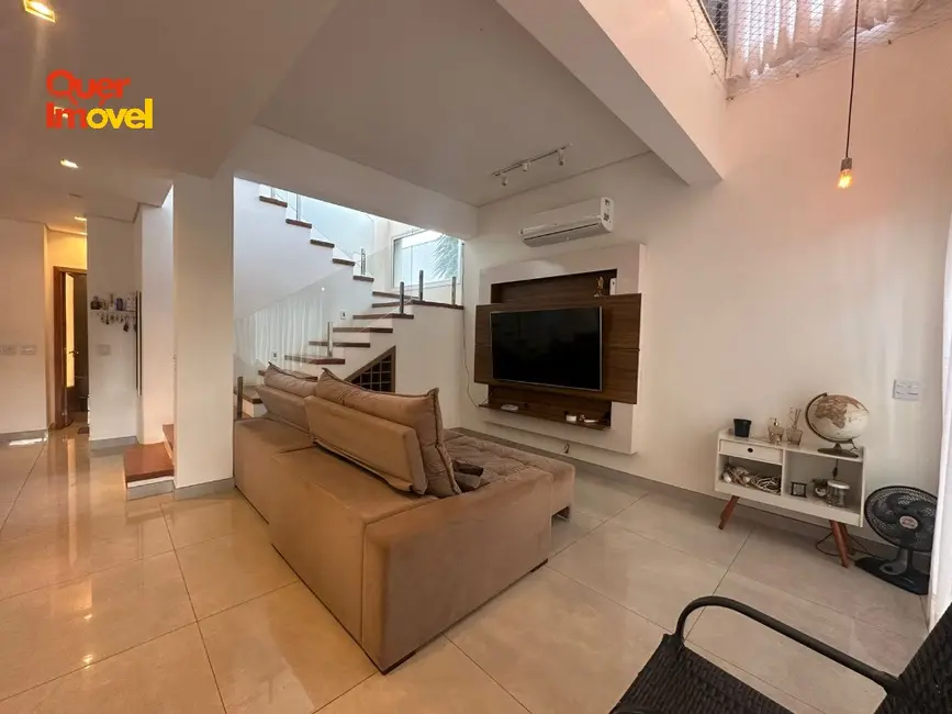 Casa de Condomínio com 3 quartos à venda, 284m2 em Portal da Mata, Ribeirao Preto - SP - imagem 3 Foto 3 de Casa de Condomínio com 3 quartos à venda, 284m2 em Portal da Mata, Ribeirao Preto - SP