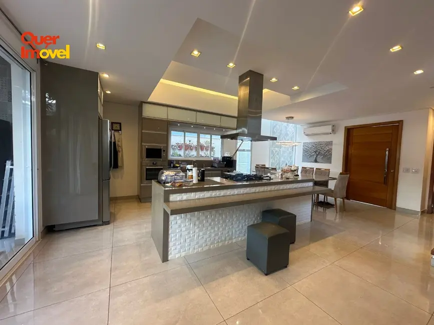 Casa de Condomínio com 3 quartos à venda, 284m2 em Portal da Mata, Ribeirao Preto - SP - imagem 9 Foto 9 de Casa de Condomínio com 3 quartos à venda, 284m2 em Portal da Mata, Ribeirao Preto - SP