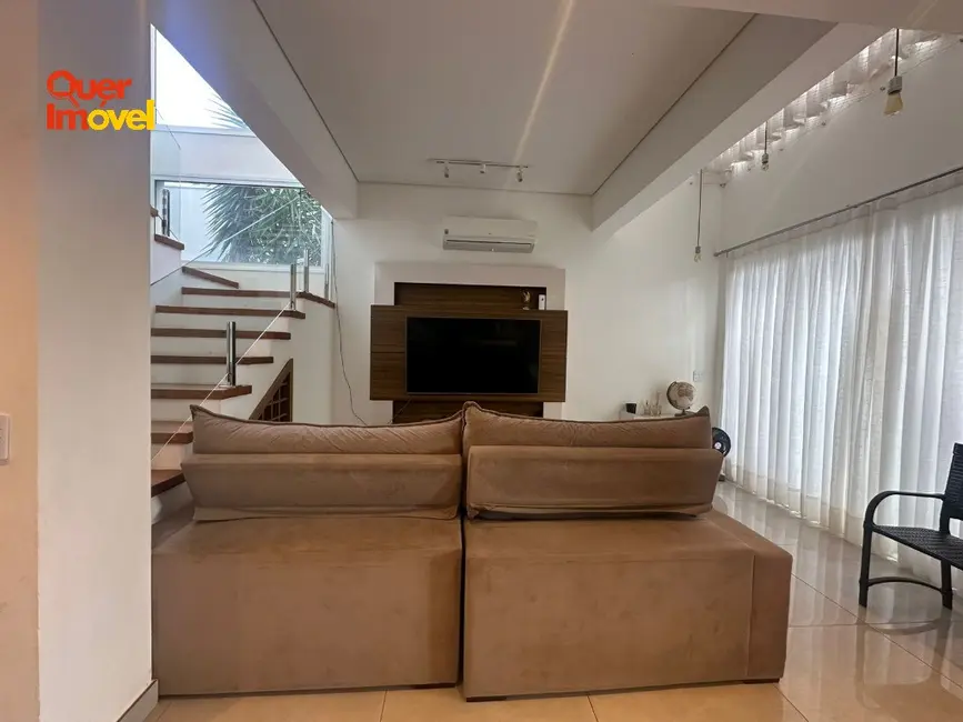 Casa de Condomínio com 3 quartos à venda, 284m2 em Portal da Mata, Ribeirao Preto - SP - imagem 2 Foto 2 de Casa de Condomínio com 3 quartos à venda, 284m2 em Portal da Mata, Ribeirao Preto - SP