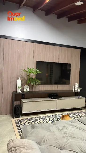 Casa com 3 quartos à venda, 262m2 em Parque Residencial Cândido Portinari, Ribeirao Preto - SP - imagem 3 Foto 3 de Casa com 3 quartos à venda, 262m2 em Parque Residencial Cândido Portinari, Ribeirao Preto - SP