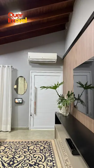 Casa com 3 quartos à venda, 262m2 em Parque Residencial Cândido Portinari, Ribeirao Preto - SP - imagem 2 Foto 2 de Casa com 3 quartos à venda, 262m2 em Parque Residencial Cândido Portinari, Ribeirao Preto - SP