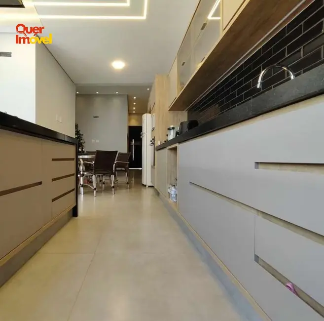 Casa de Condomínio com 3 quartos à venda, 180m2 em Bonfim Paulista - SP - imagem 8 Foto 8 de Casa de Condomínio com 3 quartos à venda, 180m2 em Bonfim Paulista - SP