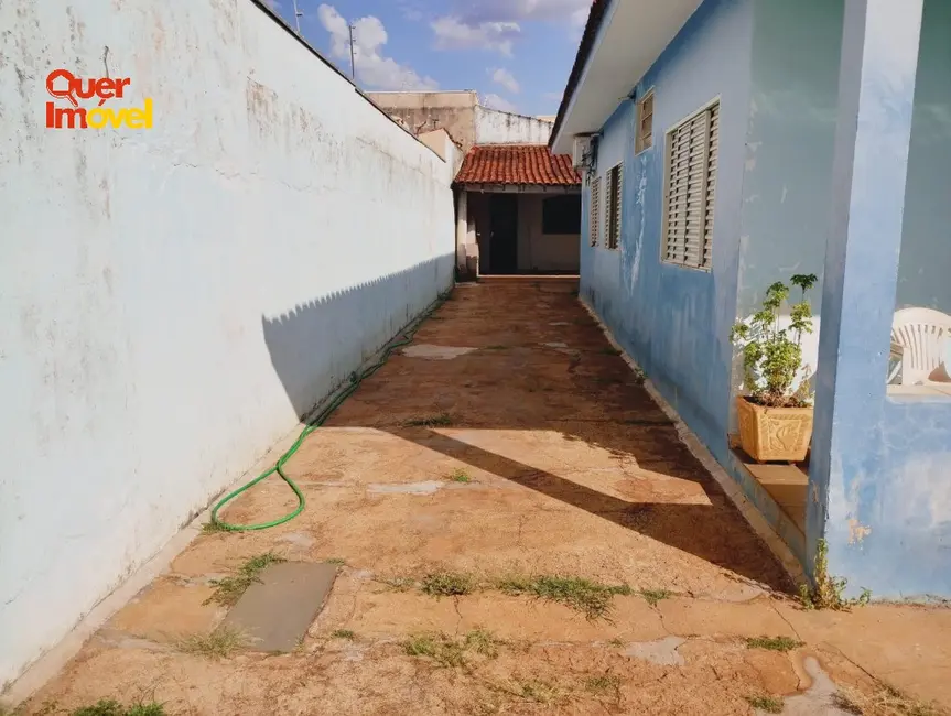 Foto 5 de Casa com 4 quartos à venda, 185m2 em Parque Residencial Lagoinha, Ribeirao Preto - SP