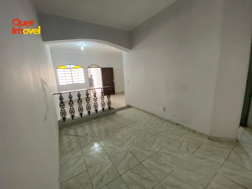 Foto 4 de Casa com 3 quartos para alugar, 90m2 em Iguatemi, Ribeirao Preto - SP