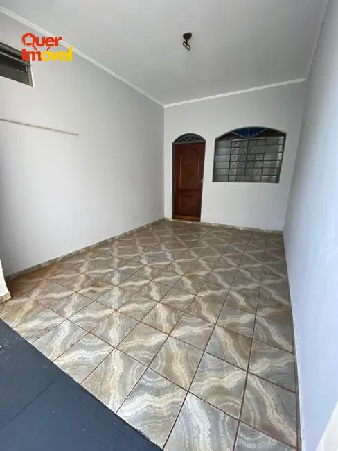 Foto 2 de Casa com 3 quartos para alugar, 90m2 em Iguatemi, Ribeirao Preto - SP