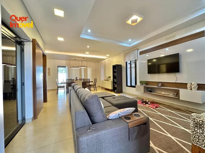 Casa de Condomínio com 3 quartos à venda, 273m2 em Jardim Cybelli, Ribeirao Preto - SP - imagem 3 Foto 3 de Casa de Condomínio com 3 quartos à venda, 273m2 em Jardim Cybelli, Ribeirao Preto - SP