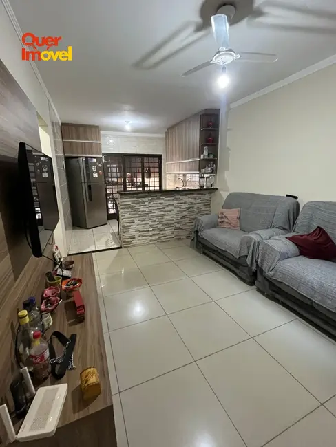 Casa com 2 quartos à venda, 62m2 em Jardim Ângelo Jurca, Ribeirao Preto - SP - imagem 2 Foto 2 de Casa com 2 quartos à venda, 62m2 em Jardim Ângelo Jurca, Ribeirao Preto - SP