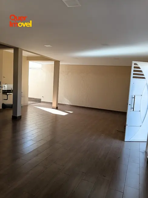Casa com 3 quartos à venda, 170m2 em Ribeirao Preto - SP - imagem 1 Foto 1 de Casa com 3 quartos à venda, 170m2 em Ribeirao Preto - SP