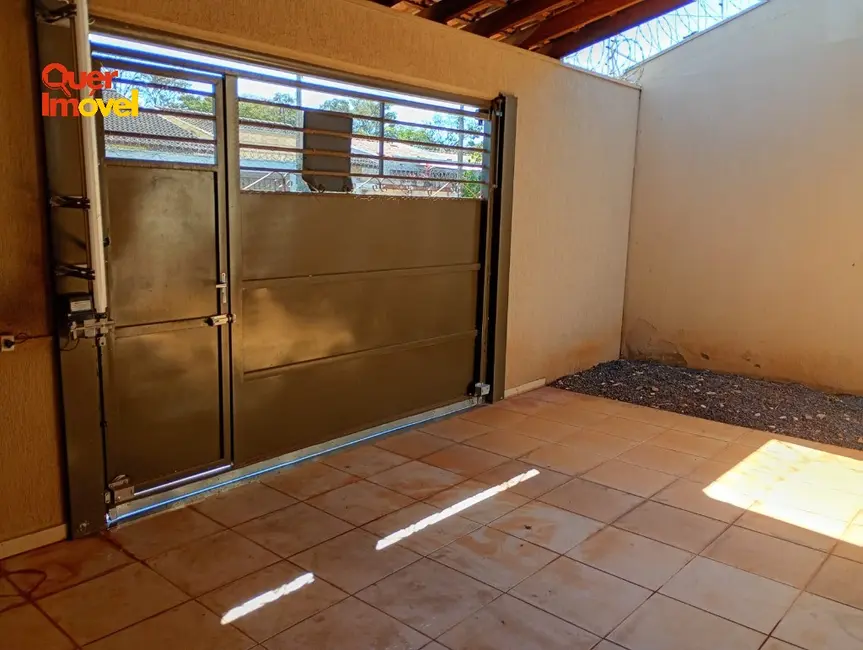 Foto 2 de Casa com 2 quartos à venda, 105m2 em Jardim Ângelo Jurca, Ribeirao Preto - SP
