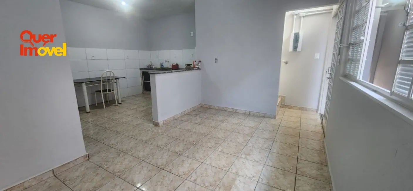 Casa com 4 quartos à venda, 145m2 em Iguatemi, Ribeirao Preto - SP - imagem 4 Foto 4 de Casa com 4 quartos à venda, 145m2 em Iguatemi, Ribeirao Preto - SP