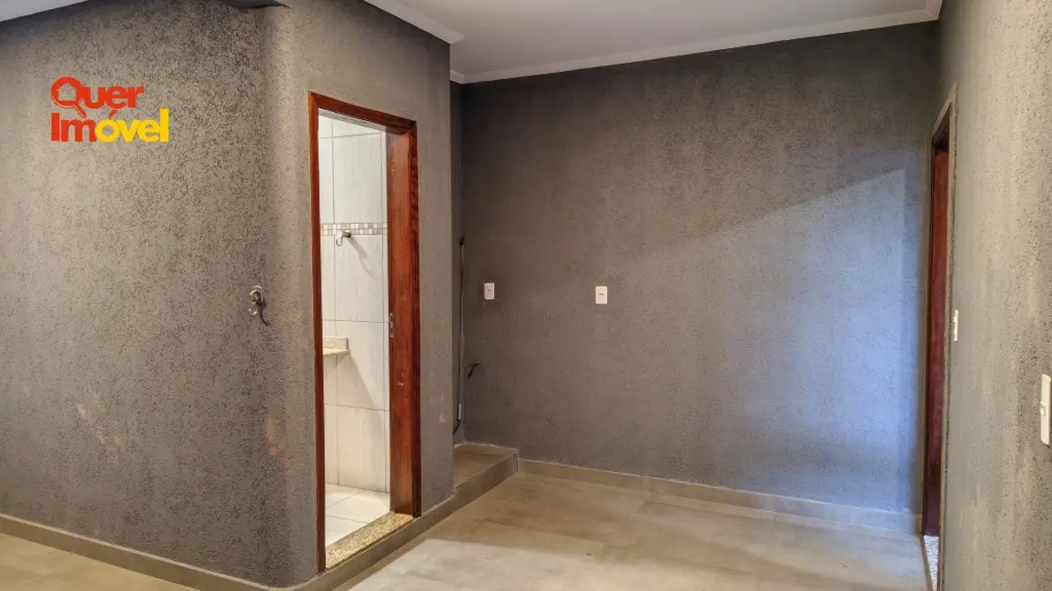 Casa com 3 quartos à venda, 217m2 em Vila Maria Luiza, Ribeirao Preto - SP - imagem 2 Foto 2 de Casa com 3 quartos à venda, 217m2 em Vila Maria Luiza, Ribeirao Preto - SP