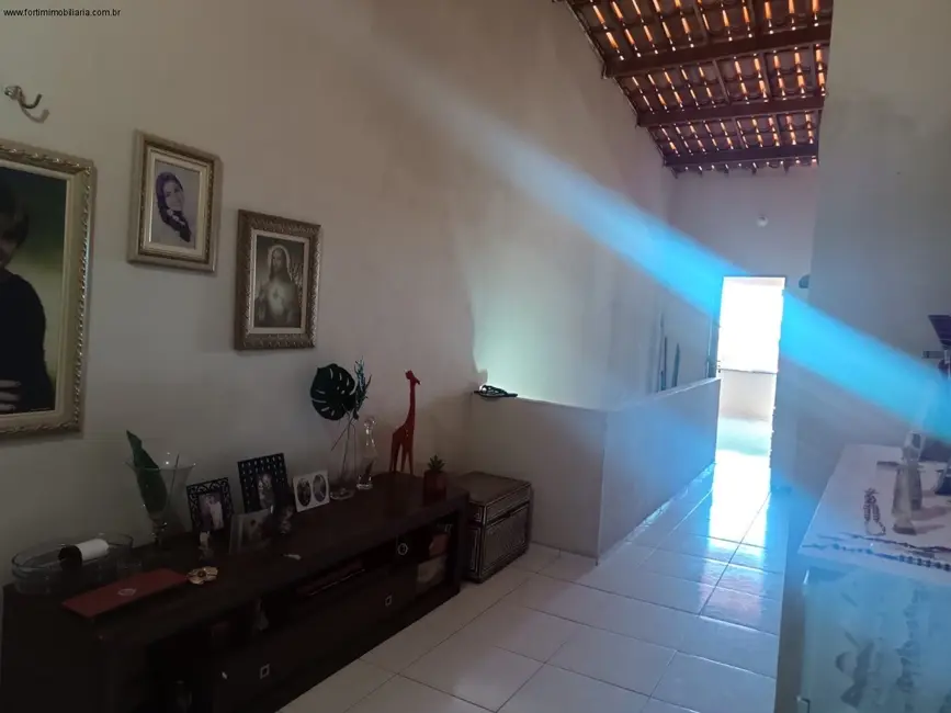 Casa com 3 quartos à venda, 250m2 em Aracati - CE - imagem 6 Foto 6 de Casa com 3 quartos à venda, 250m2 em Aracati - CE