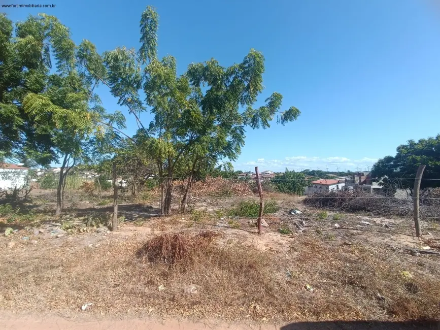 Terreno / Lote à venda, 1269m2 em Aracati - CE - imagem 4 Foto 4 de Terreno / Lote à venda, 1269m2 em Aracati - CE