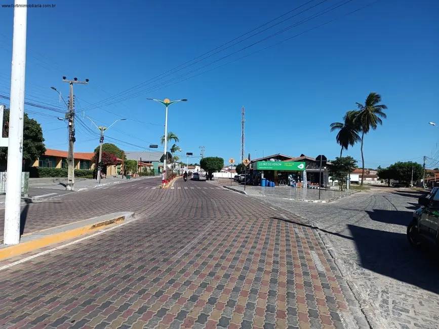 Foto 2 de Prédio Inteiro com 7 quartos à venda, 285m2 em Centro, Fortim - CE