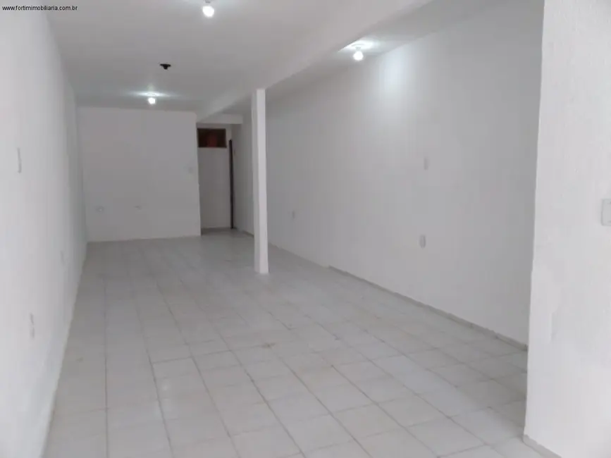 Casa com 3 quartos à venda, 355m2 em Centro, Aracati - CE - imagem 6 Foto 6 de Casa com 3 quartos à venda, 355m2 em Centro, Aracati - CE