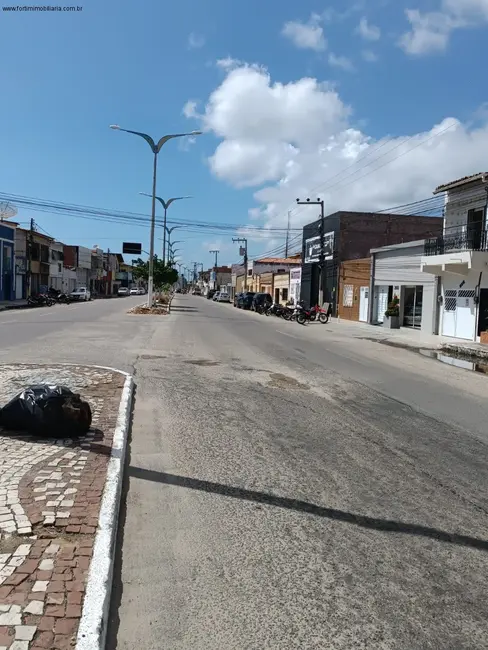 Casa com 3 quartos à venda, 355m2 em Centro, Aracati - CE - imagem 4 Foto 4 de Casa com 3 quartos à venda, 355m2 em Centro, Aracati - CE