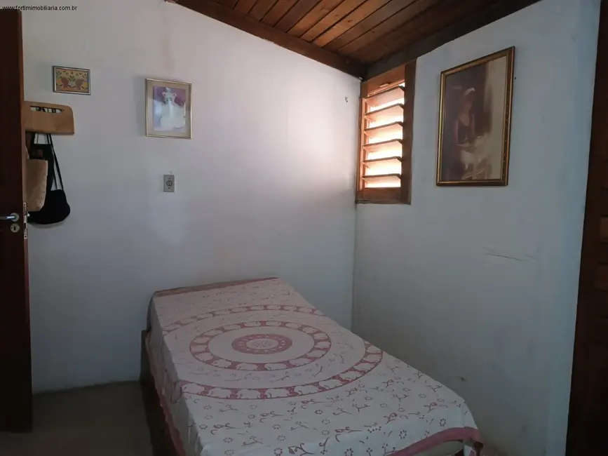 Foto 9 de Casa com 3 quartos à venda, 125m2 em Fortim - CE