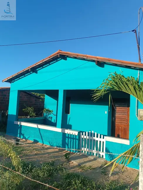 Foto 1 de Casa com 2 quartos à venda, 554m2 em Fortim - CE