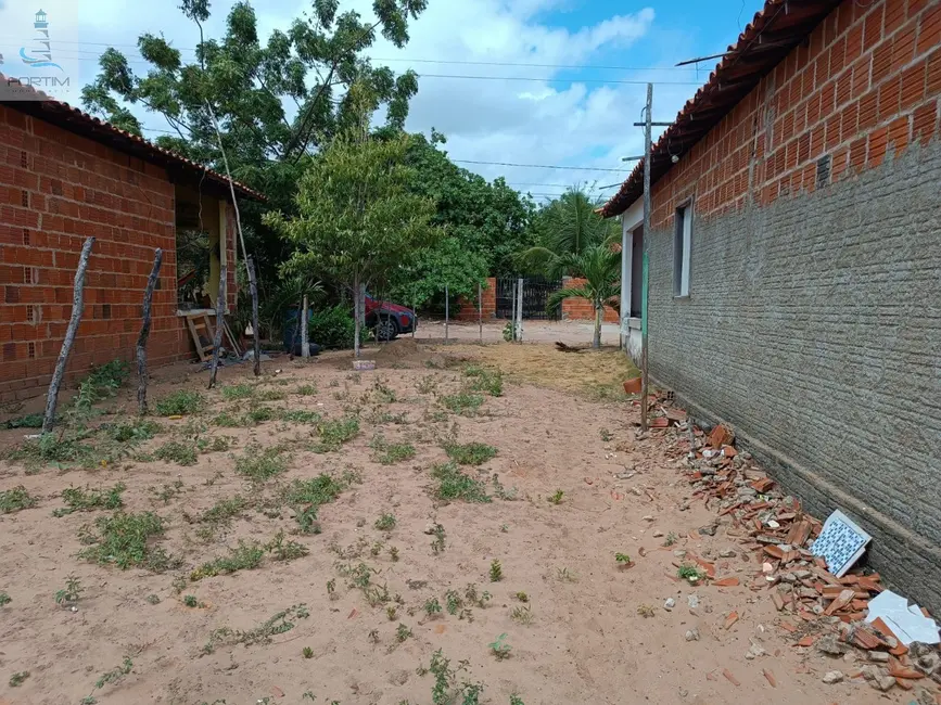Foto 5 de Casa com 2 quartos à venda, 554m2 em Fortim - CE