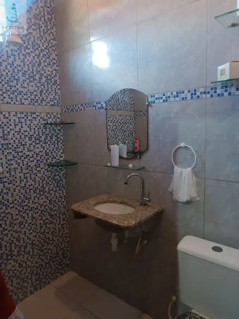 Foto 8 de Casa com 2 quartos à venda, 554m2 em Fortim - CE