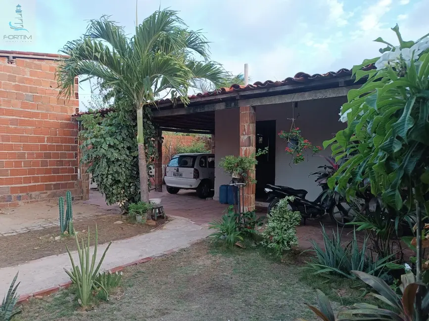 Foto 1 de Casa com 3 quartos à venda, 750m2 em Fortim - CE