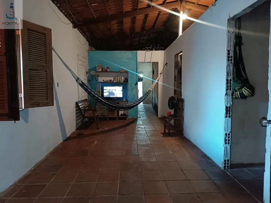 Foto 2 de Casa com 3 quartos à venda, 750m2 em Fortim - CE