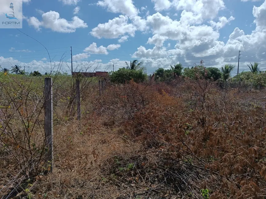 Terreno / Lote à venda, 700m2 em Aracati - CE - imagem 4 Foto 4 de Terreno / Lote à venda, 700m2 em Aracati - CE