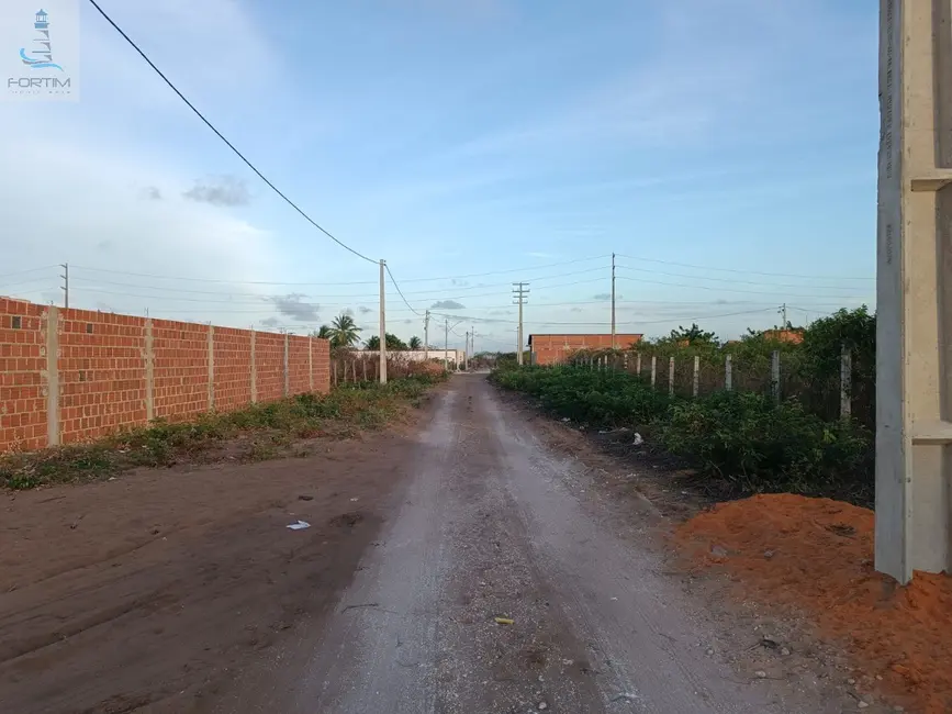 Terreno / Lote à venda, 700m2 em Aracati - CE - imagem 8 Foto 8 de Terreno / Lote à venda, 700m2 em Aracati - CE