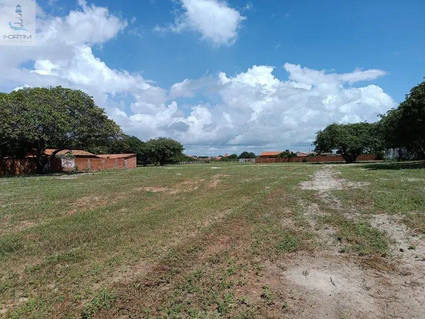 Foto 1 de Terreno / Lote à venda, 26800m2 em Fortim - CE