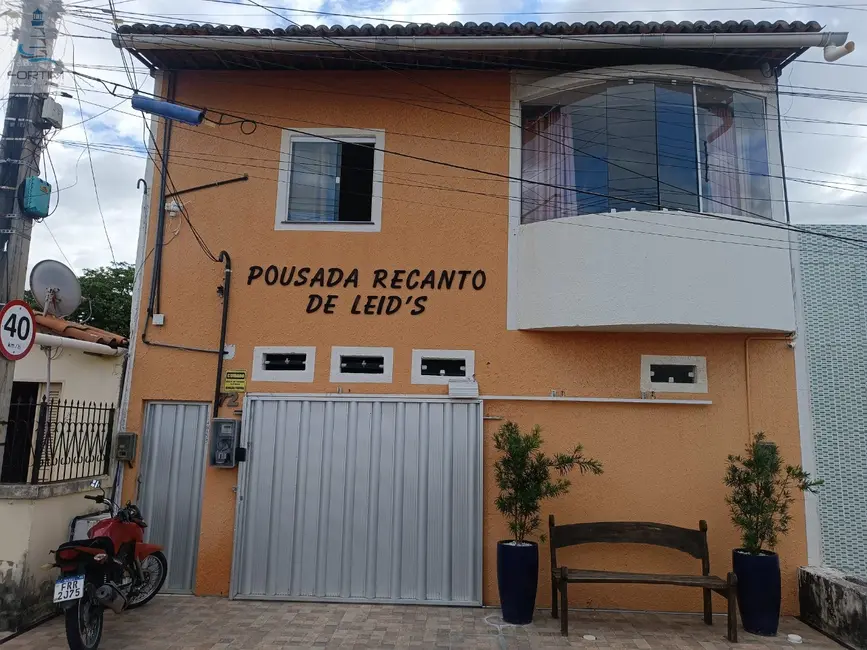 Foto 1 de Pousada com 7 quartos à venda, 340m2 em Centro, Fortim - CE