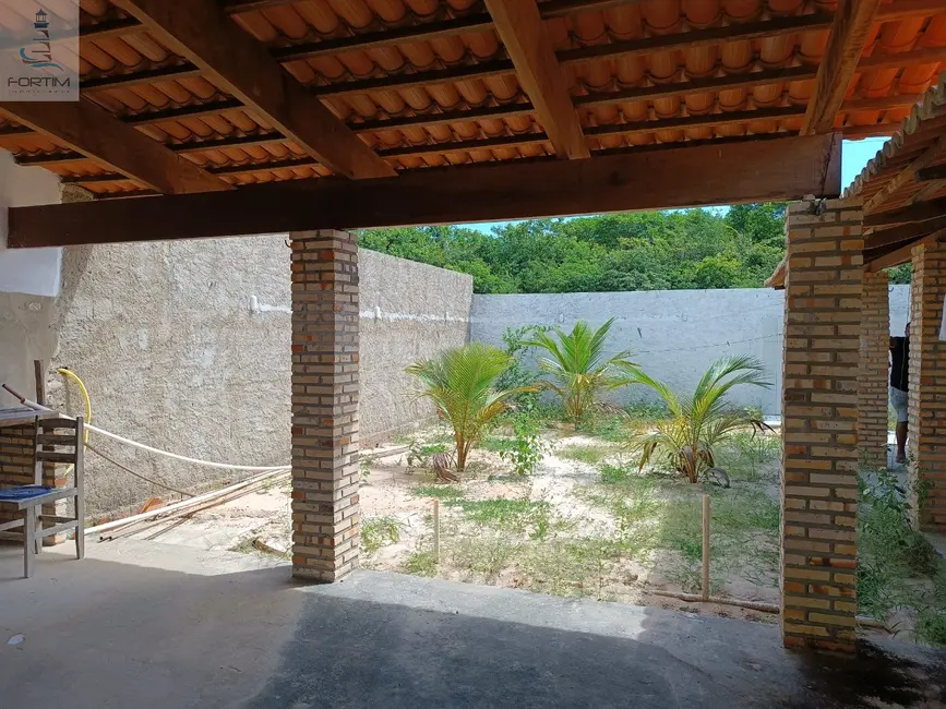 Foto 8 de Casa com 2 quartos à venda, 300m2 em Fortim - CE
