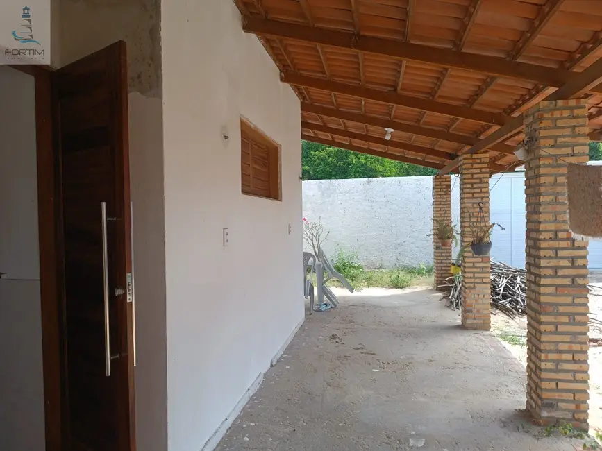 Foto 9 de Casa com 2 quartos à venda, 300m2 em Fortim - CE