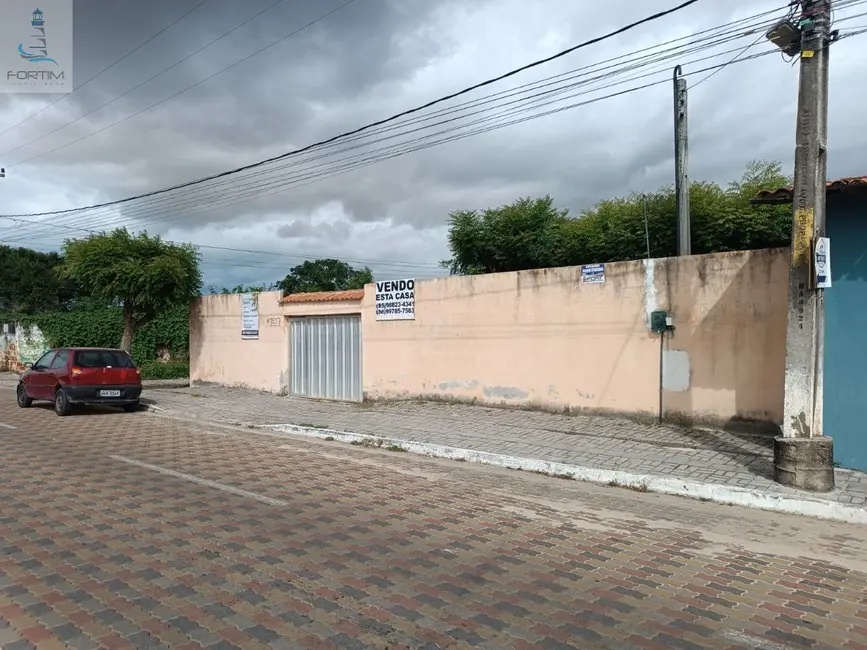 Foto 1 de Casa com 3 quartos à venda, 541m2 em Centro, Fortim - CE