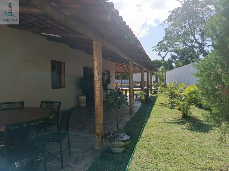 Foto 3 de Casa com 3 quartos à venda, 1806m2 em Fortim - CE
