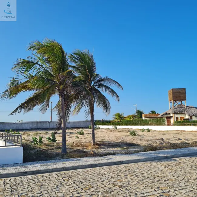 Foto 2 de Terreno / Lote à venda, 1764m2 em Fortim - CE