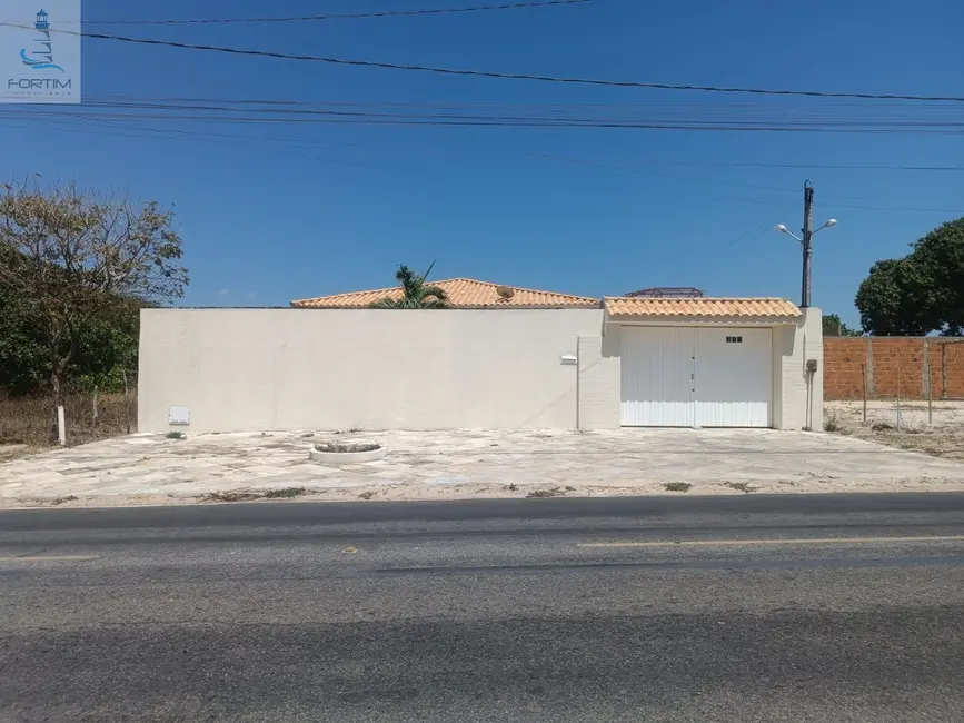 Foto 2 de Casa com 5 quartos à venda e para alugar, 812m2 em Centro, Fortim - CE